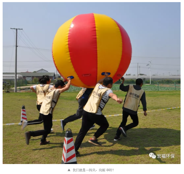 5bc0391c3567e.png blob.png